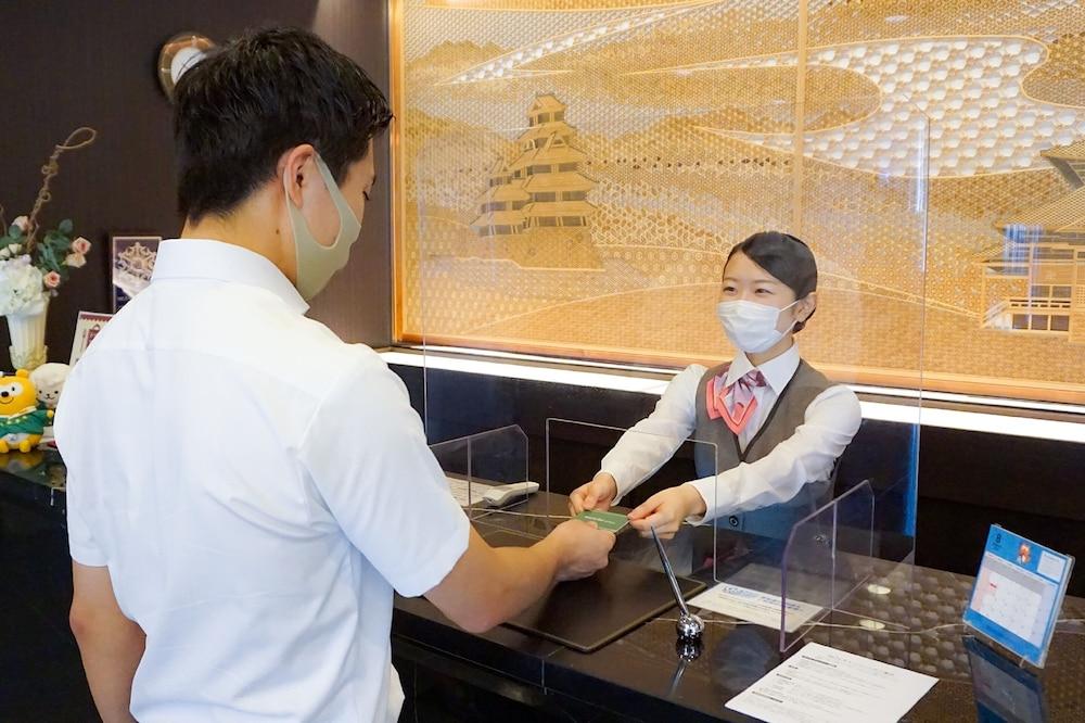 Hotel Route-Inn Court Kofu Экстерьер фото