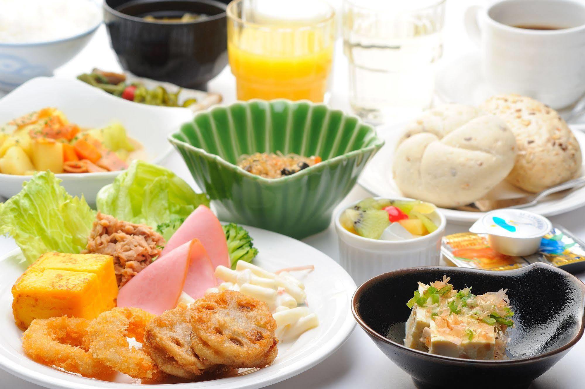 Hotel Route-Inn Court Kofu Экстерьер фото